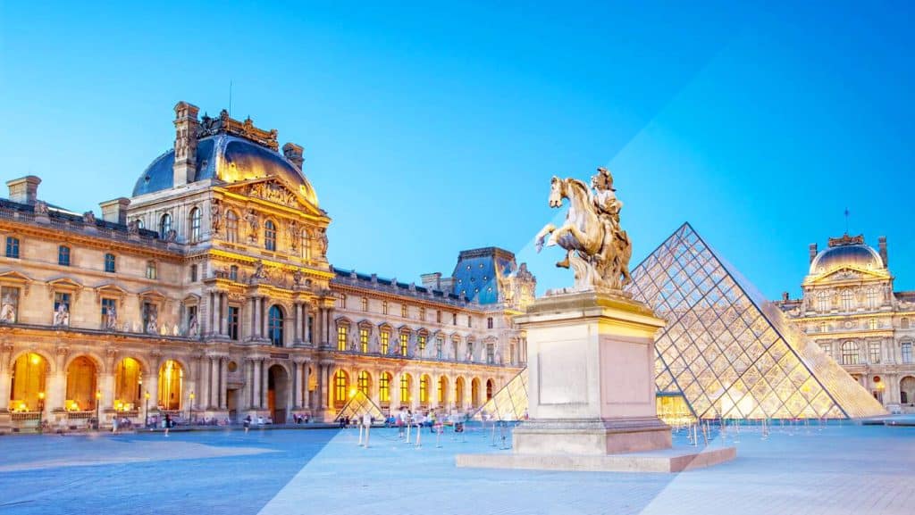 موزه لوور پاریس